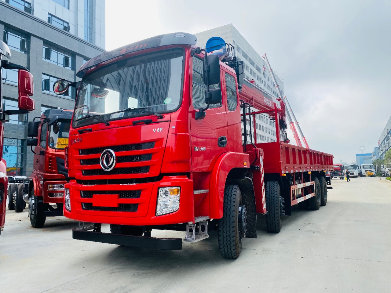 國(guó)六東風(fēng)錦程V6前四后八新飛工14噸五節(jié)臂吊機(jī)隨車(chē)吊